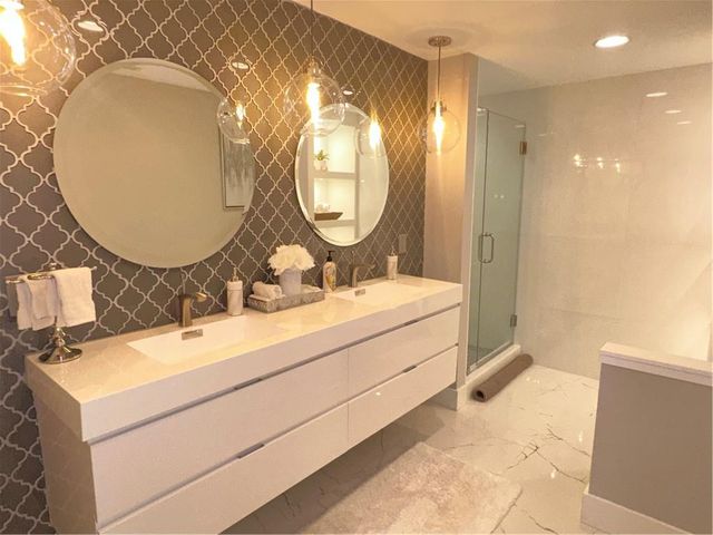 370 Oxford Meadow Run, Alpharetta, GA 30004