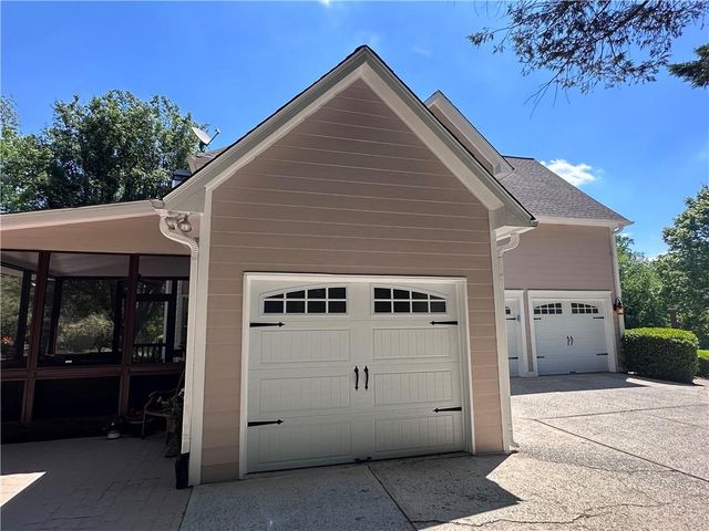 370 Oxford Meadow Run, Alpharetta, GA 30004