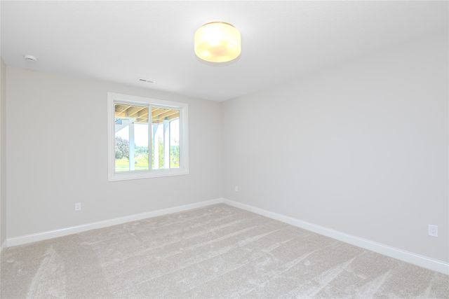 15801 Hickory Drive, Urbandale, IA 50323