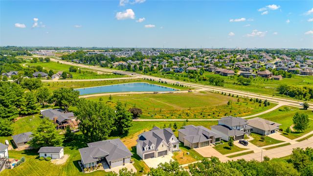 15801 Hickory Drive, Urbandale, IA 50323