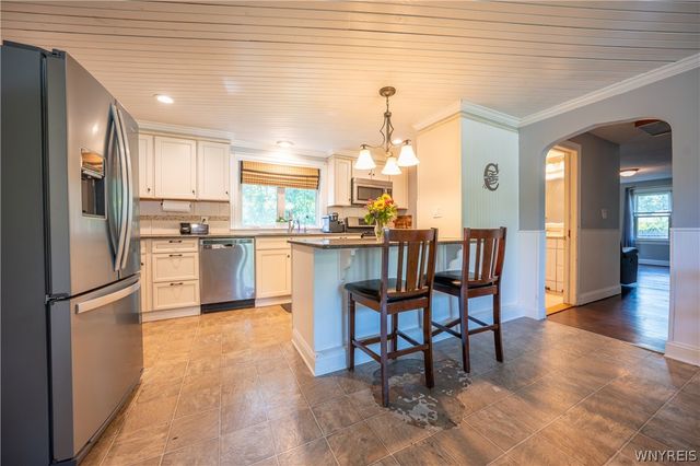 6937 Wellington Drive, Evans, NY 14047