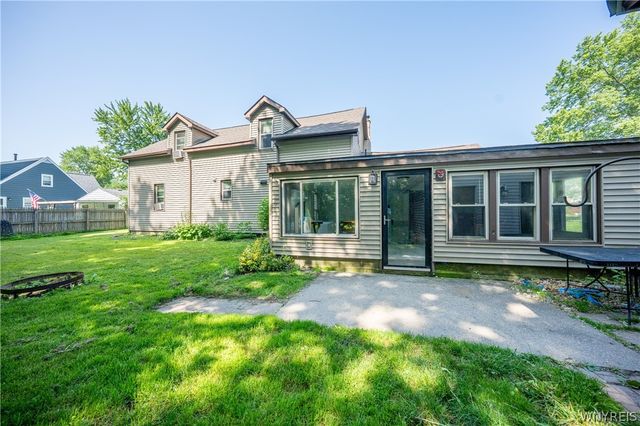 6937 Wellington Drive, Evans, NY 14047