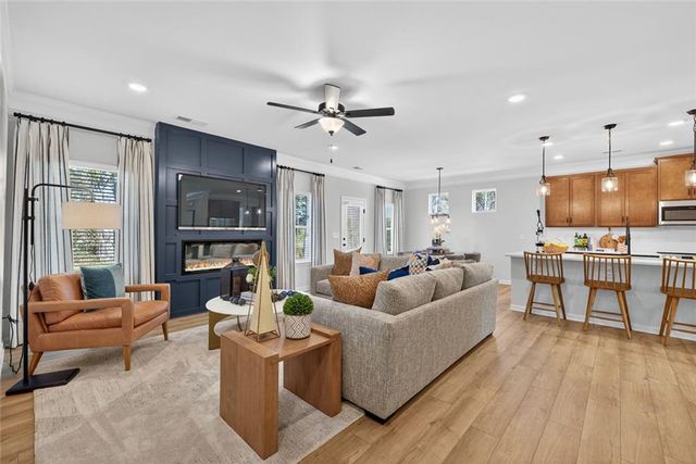 215 Oakmont Drive, Dallas, GA 30132