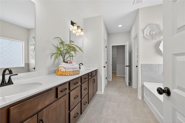 215 Oakmont Drive, Dallas, GA 30132