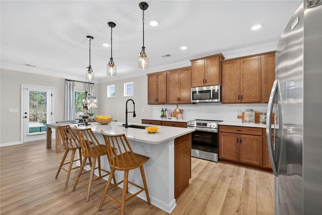 215 Oakmont Drive, Dallas, GA 30132