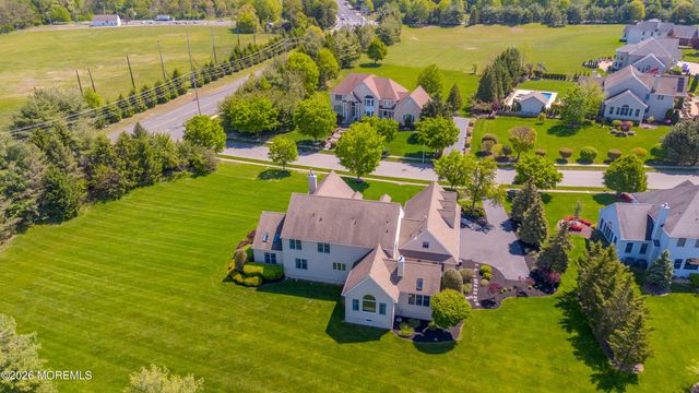 2 Linwood Drive, Monroe, NJ 08831
