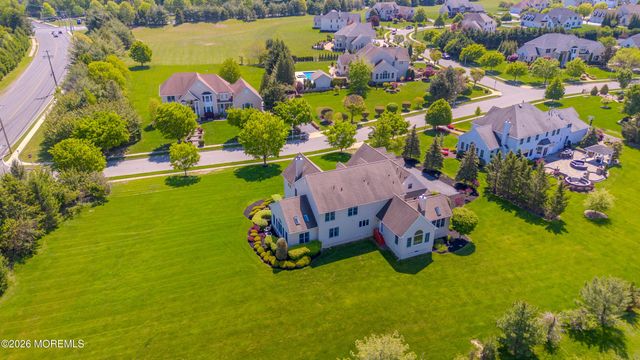 2 Linwood Drive, Monroe, NJ 08831