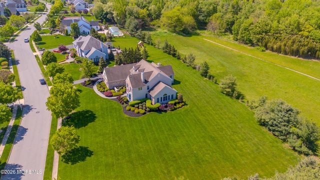 2 Linwood Drive, Monroe, NJ 08831