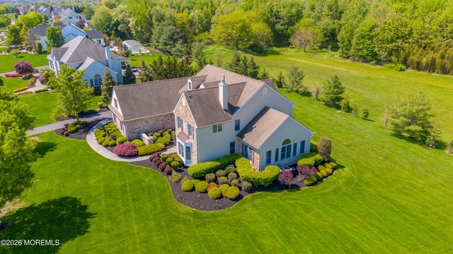 2 Linwood Drive, Monroe, NJ 08831