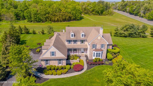 2 Linwood Drive, Monroe, NJ 08831