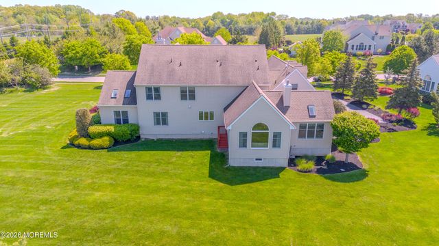 2 Linwood Drive, Monroe, NJ 08831