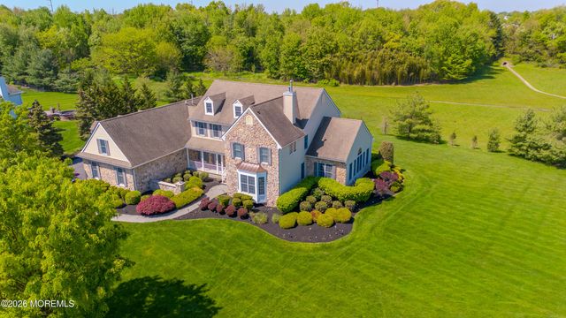 2 Linwood Drive, Monroe, NJ 08831