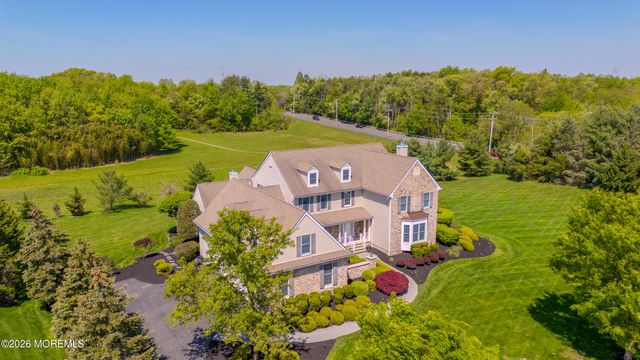 2 Linwood Drive, Monroe, NJ 08831