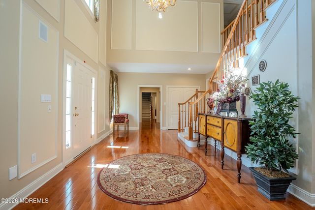 2 Linwood Drive, Monroe, NJ 08831