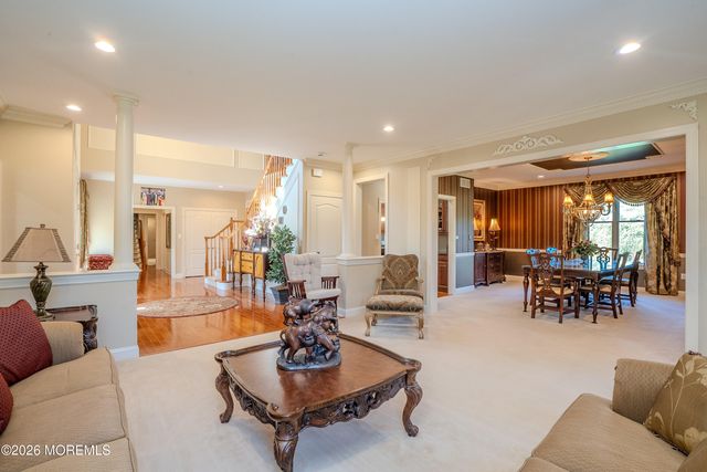 2 Linwood Drive, Monroe, NJ 08831