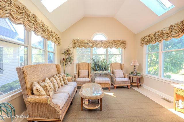 2 Linwood Drive, Monroe, NJ 08831