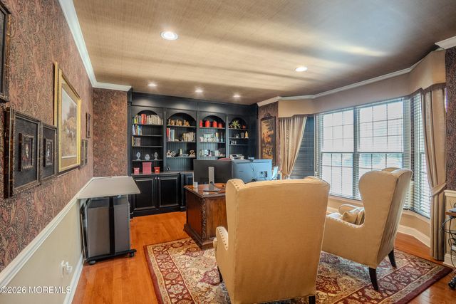 2 Linwood Drive, Monroe, NJ 08831