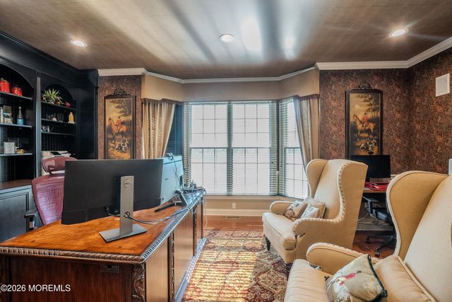 2 Linwood Drive, Monroe, NJ 08831