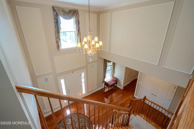 2 Linwood Drive, Monroe, NJ 08831