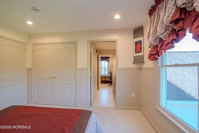 2 Linwood Drive, Monroe, NJ 08831