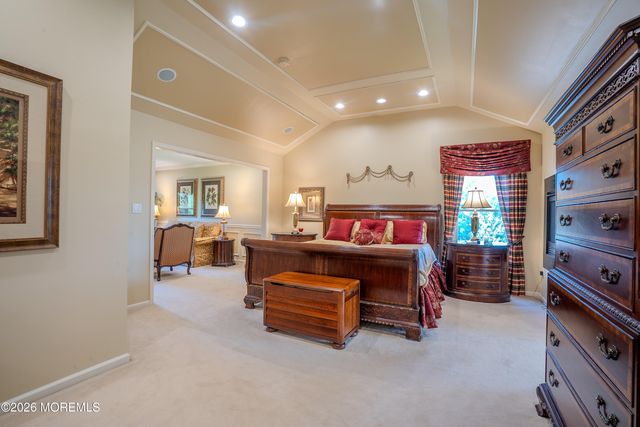 2 Linwood Drive, Monroe, NJ 08831