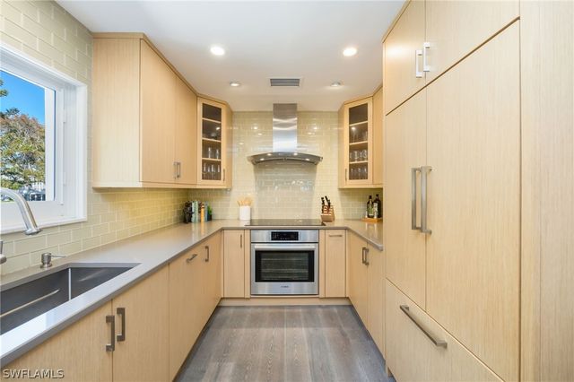 308 2nd ST S 308, Naples, FL 34102