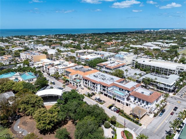 308 2nd ST S 308, Naples, FL 34102