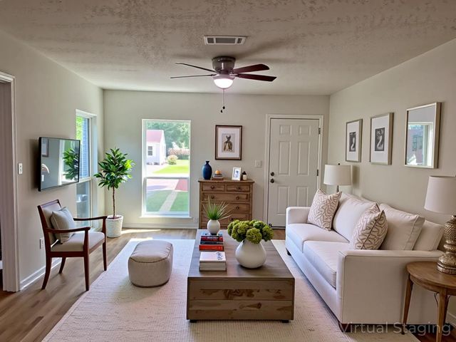 306 S Virginia Street, La Porte, TX 77571