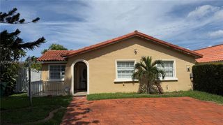 1542 SW 138th Ct, Miami, FL 33184