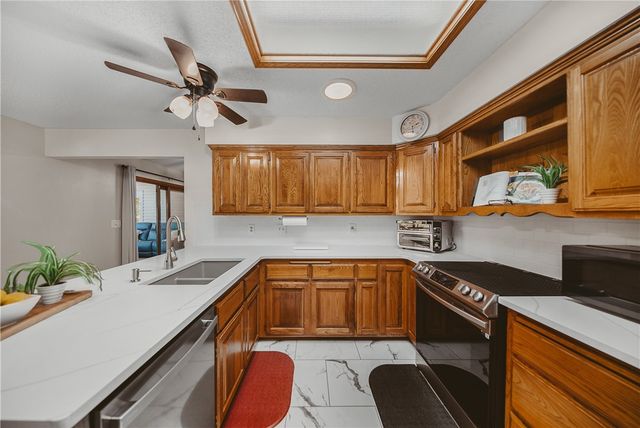 10 Newburgh Drive, Bella Vista, AR 72715