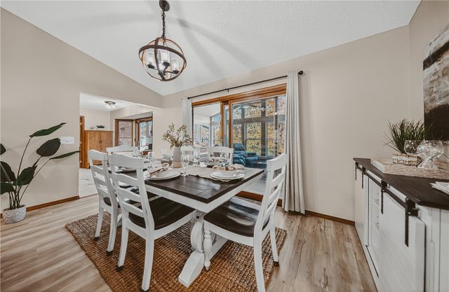 10 Newburgh Drive, Bella Vista, AR 72715