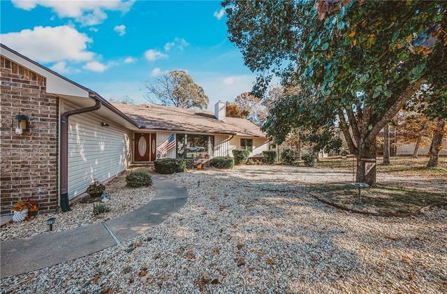 10 Newburgh Drive, Bella Vista, AR 72715