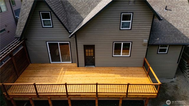 20006 68th Avenue NE, Kenmore, WA 98028