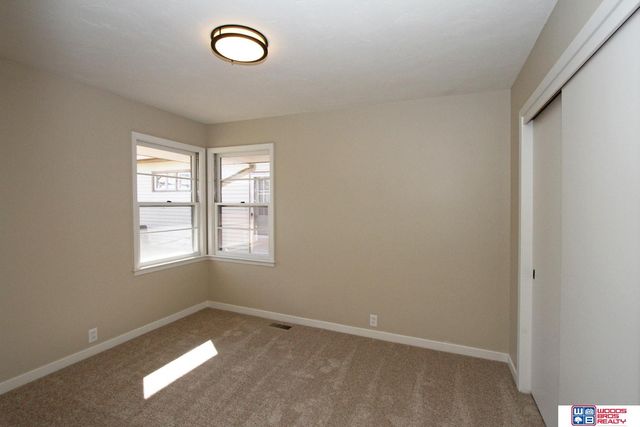 2525 S 35th Street, Lincoln, NE 68506