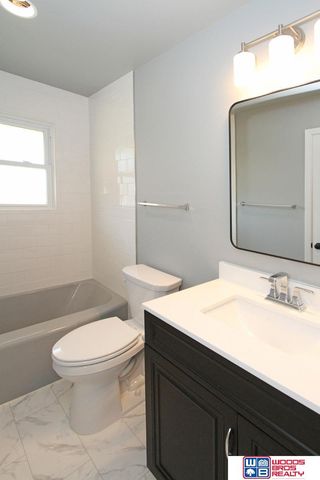 2525 S 35th Street, Lincoln, NE 68506