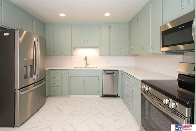 2525 S 35th Street, Lincoln, NE 68506