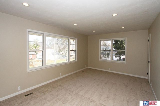 2525 S 35th Street, Lincoln, NE 68506