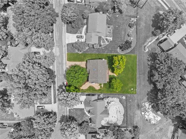 4509 Cedar Ridge Court, Lawrence, KS 66049