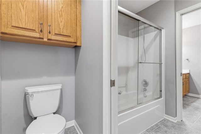 4213 NE Kennesaw Ridge, Lee's Summit, MO 64064