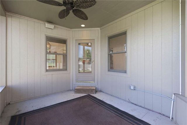 4213 NE Kennesaw Ridge, Lee's Summit, MO 64064