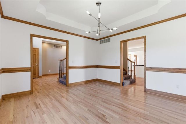 4213 NE Kennesaw Ridge, Lee's Summit, MO 64064