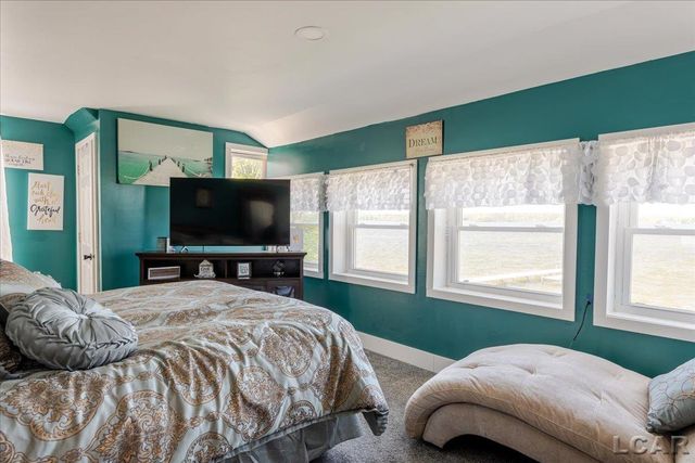 1398 Lakeshore Drive, Brooklyn, MI 49230