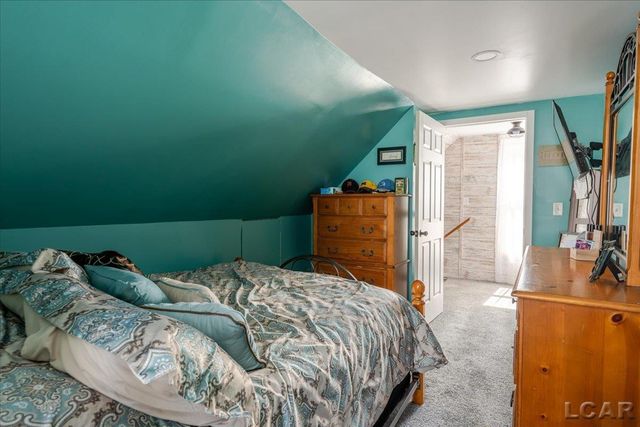 1398 Lakeshore Drive, Brooklyn, MI 49230
