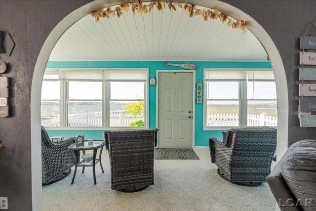 1398 Lakeshore Drive, Brooklyn, MI 49230