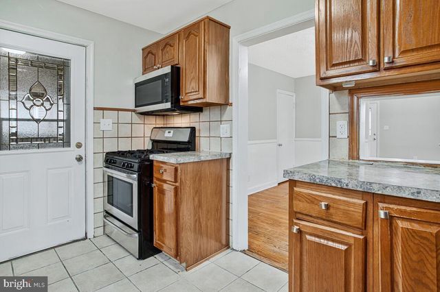 119 W EDGEVALE RD, Baltimore, MD 21225