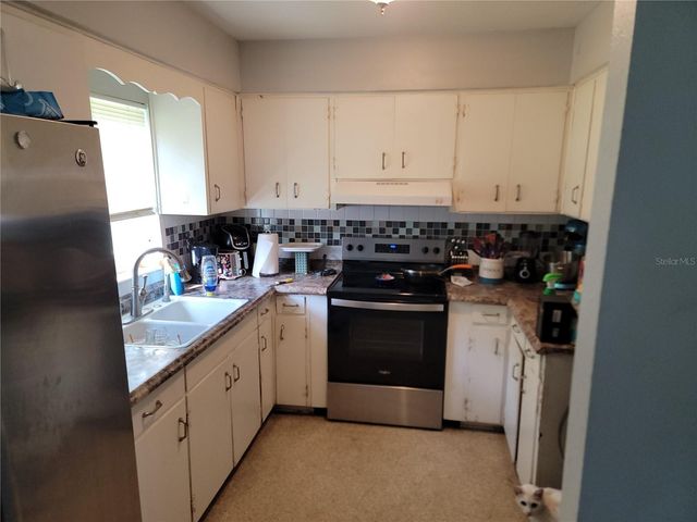 905 MONROE STREET, Plant City, FL 33563