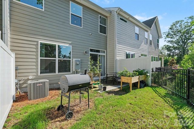 2202 Bexar Trail, Matthews, NC 28105