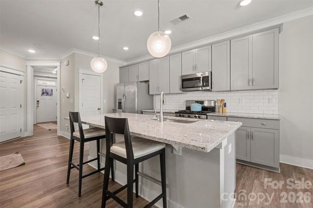 2202 Bexar Trail, Matthews, NC 28105