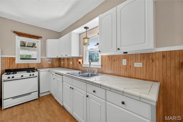 1318 Graham Street, St Louis, MO 63139