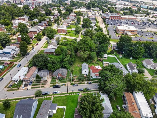 1318 Graham Street, St Louis, MO 63139